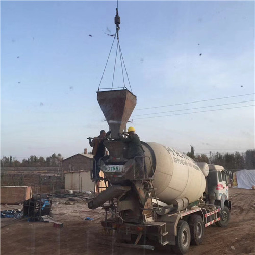 建德市“精准瞄准”—— 吊车的 “定位导航” 技术